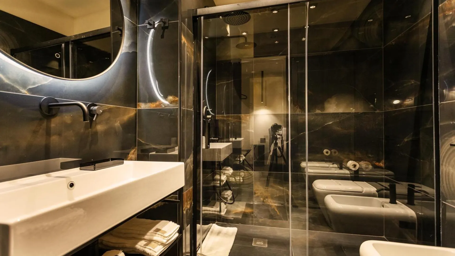 Etrus Boutique Room Amalfi Italy